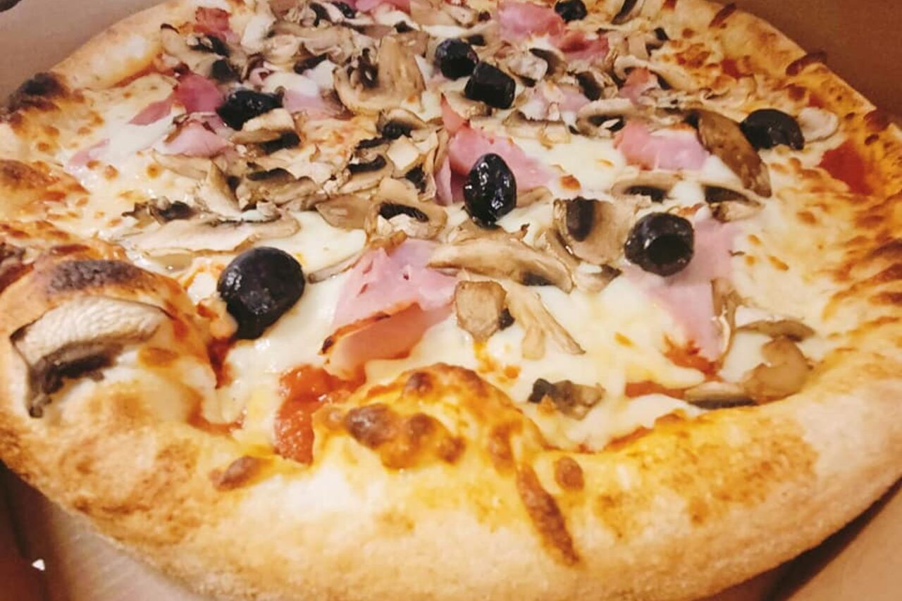 TOUTES NOS PIZZAS SONT À 12 € !