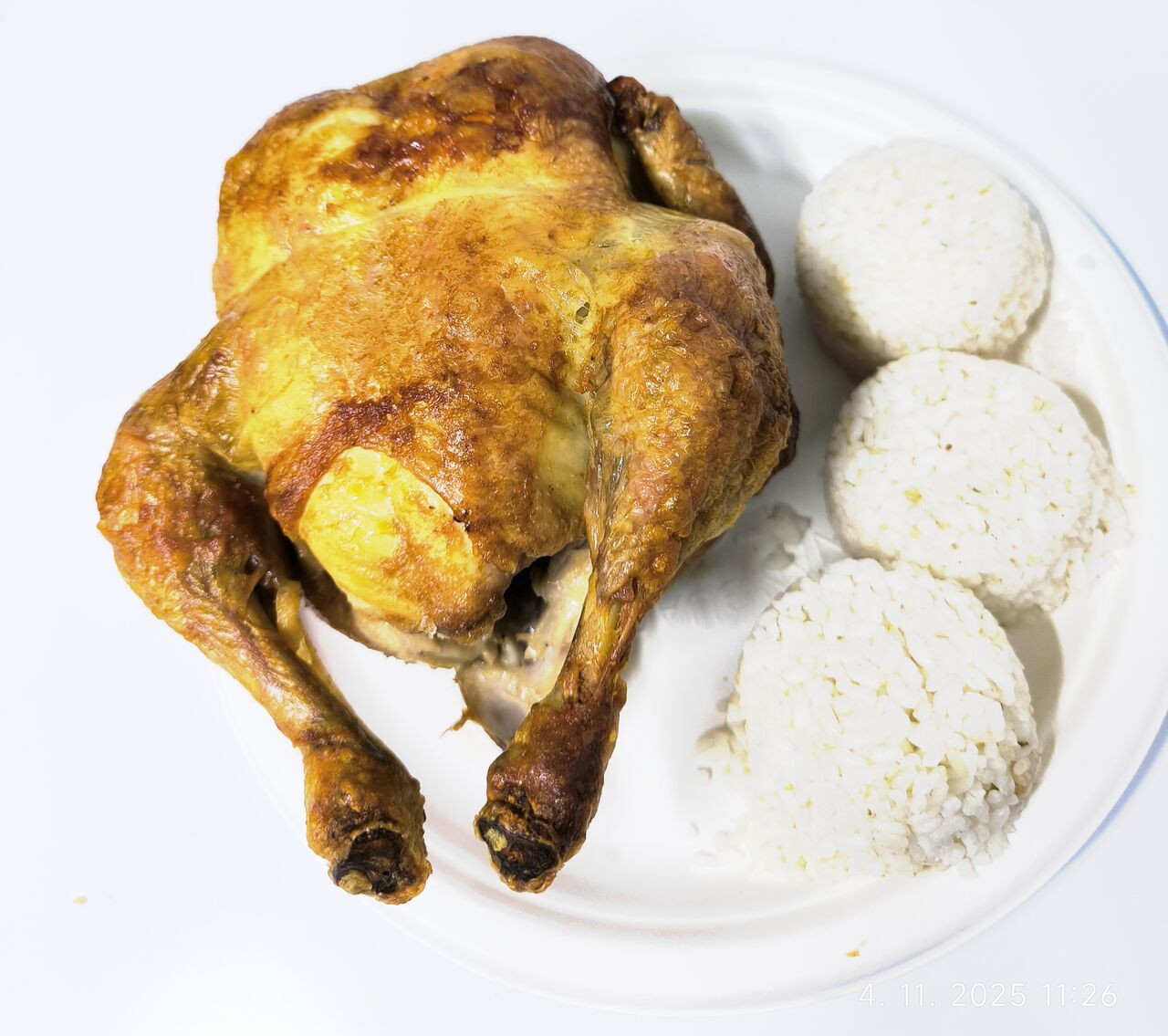 Grilované kurča1300gr, ryža 144gr,