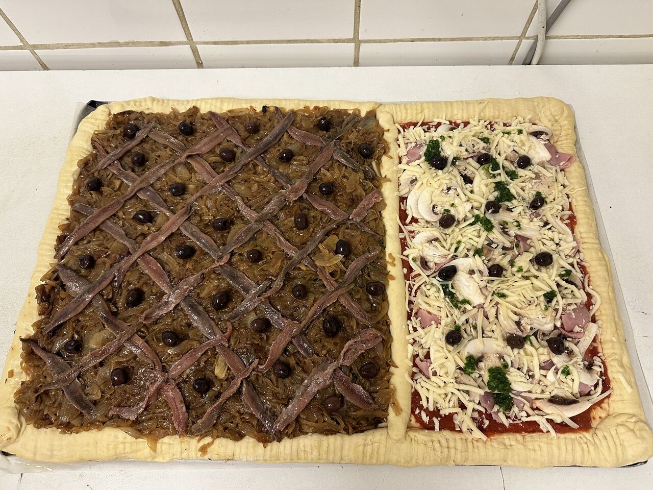 Grande Plaque 1/3 Reine 2/3 Pissaladiere