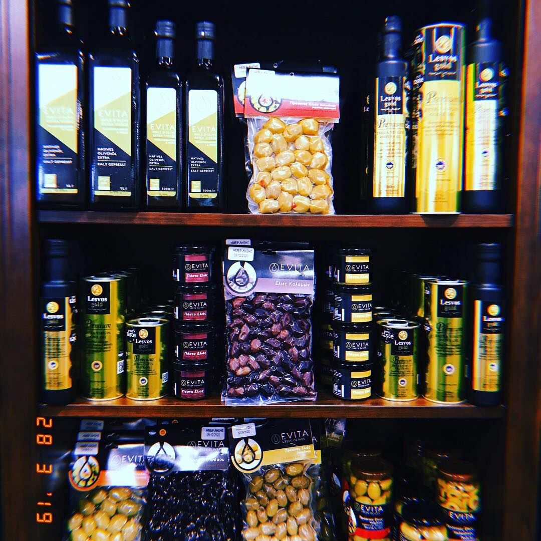 Olives, huiles d'olive, tapenades