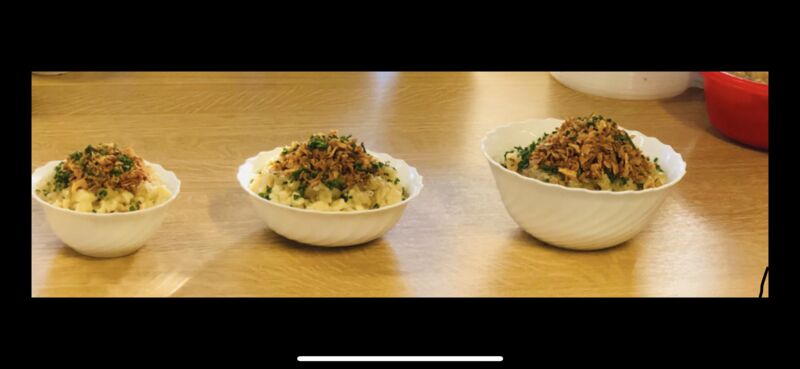 Sie können unsere Kässpatzen auch mitnehmen.
Wir hobeln von
11.00-15.00 Uhr