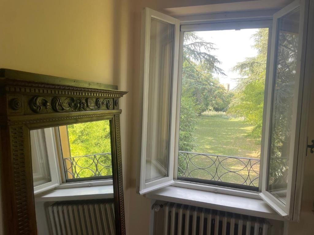 Finestra con vista parco