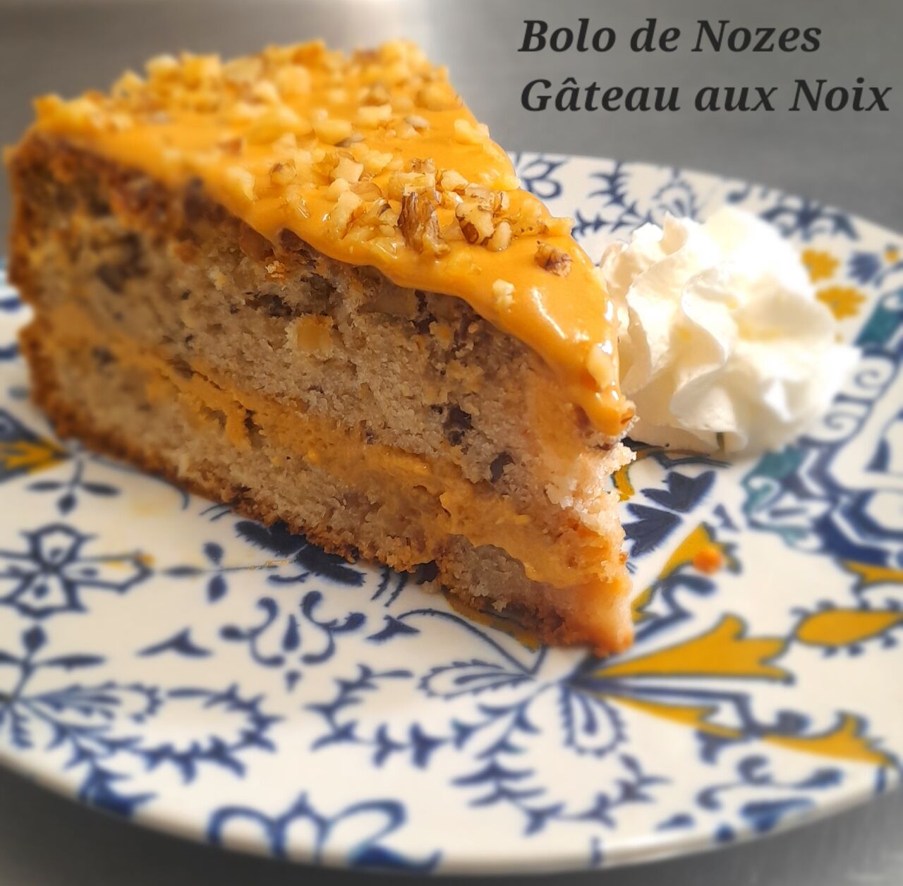 Bolo de nozes