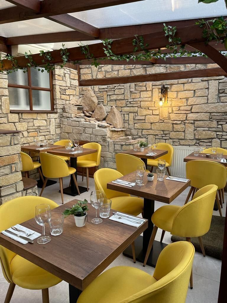 Notre véranda d’été avec sa fontaine à eau 