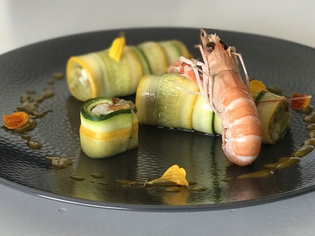 Cannellonis de courgettes aux langoustines, condiment à la mangue