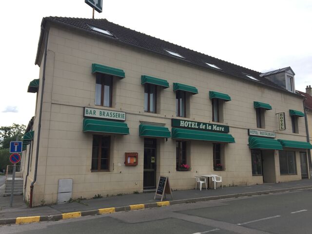 La façade de l'établissement