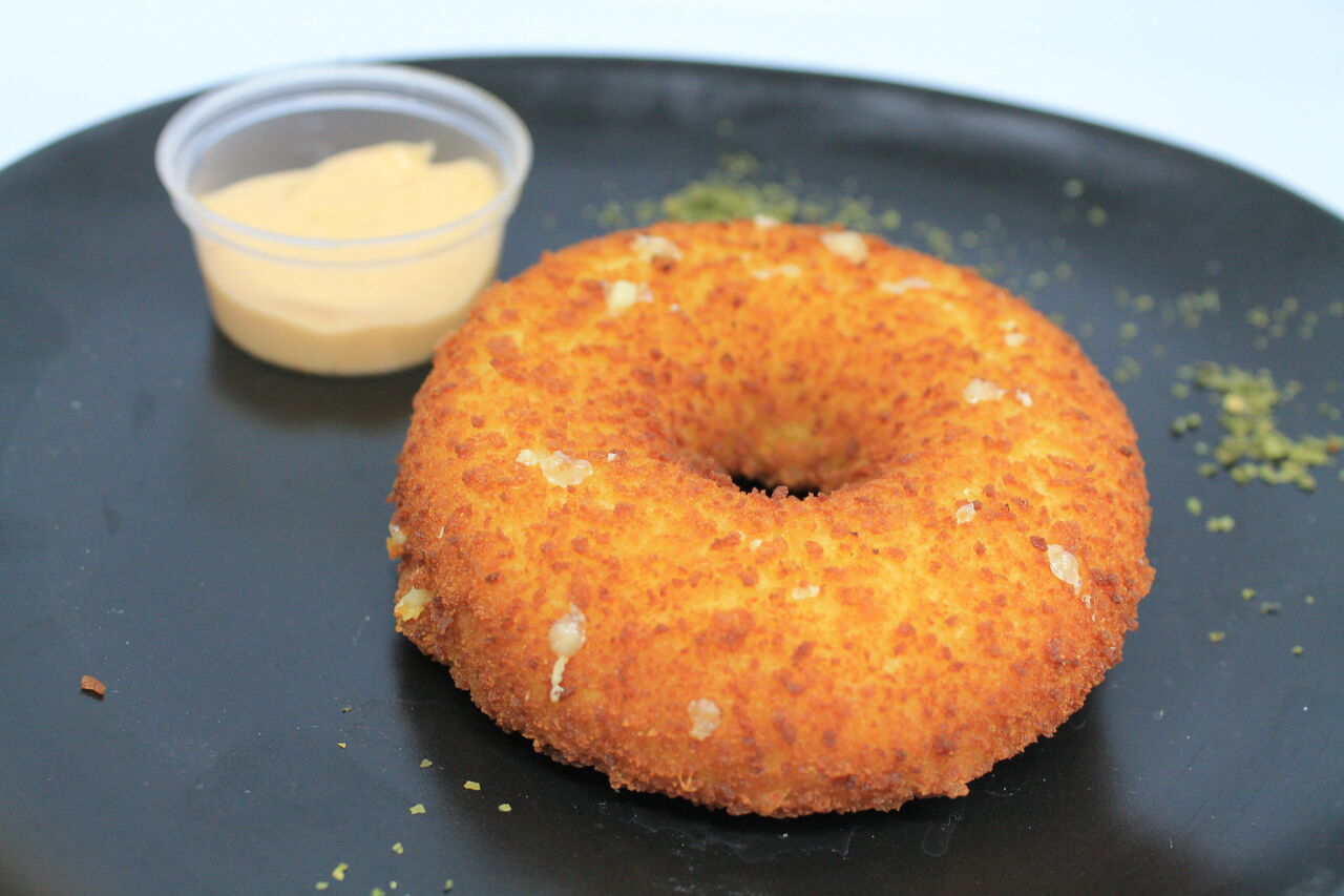 DONUT POULET ET FROMAGE