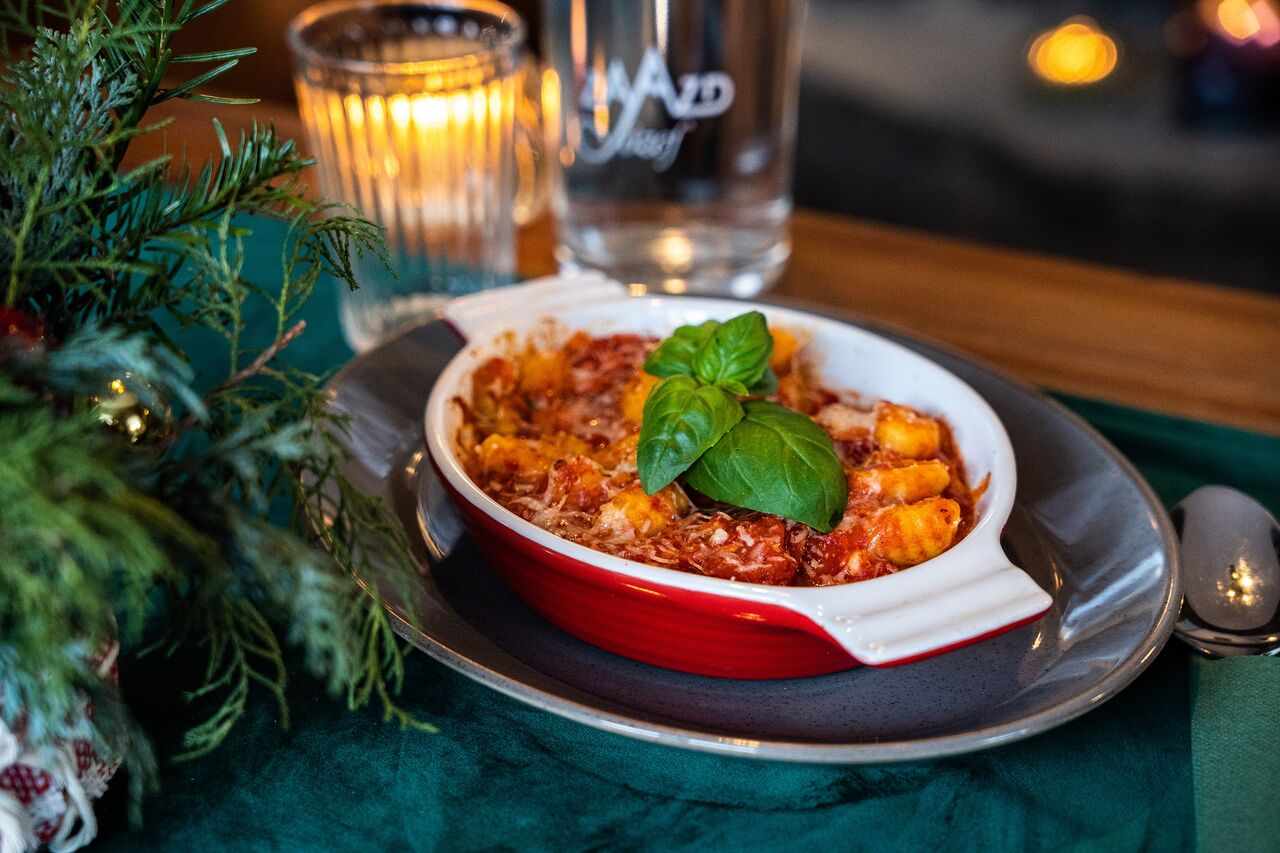 Gnocchi zapiekane z pomidorami Rosso Gargano, mozarellą Fior di latte, Grana padano DOP