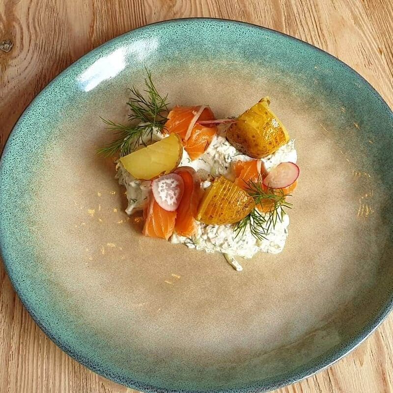 Gzik/Ziemniaki maślane con fit/gravlax/rzodkiewka