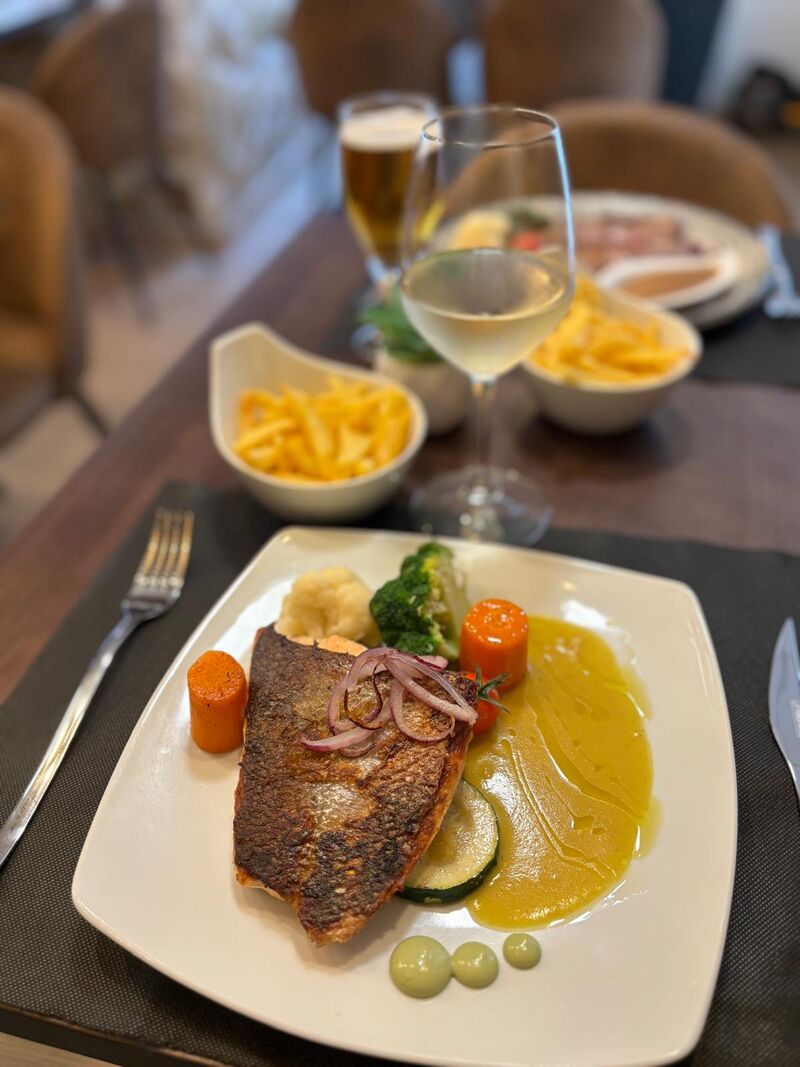 Salmon a la PLancha ( Cod )