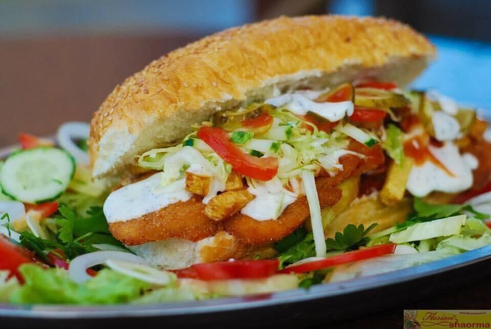 Sandwich Snitel de Pui