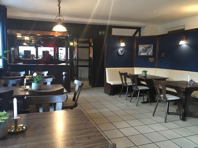 Das gesamte Mauser Eck von innen