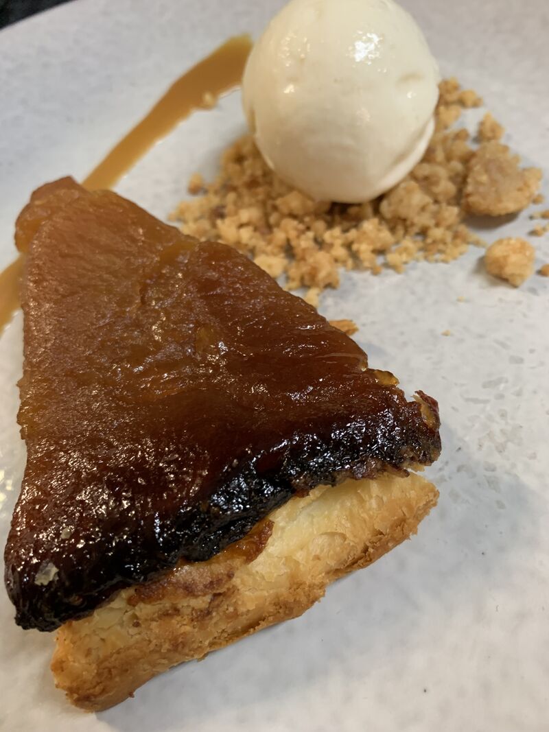 La Tarte Tatin et sa Glace Gingembre
