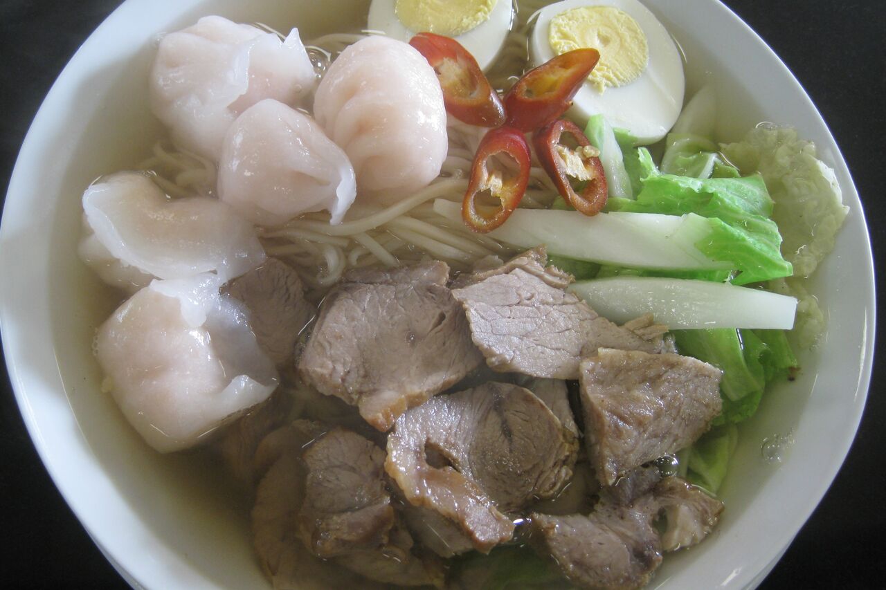 Garnelen- Knödel- Nudeln Suppe