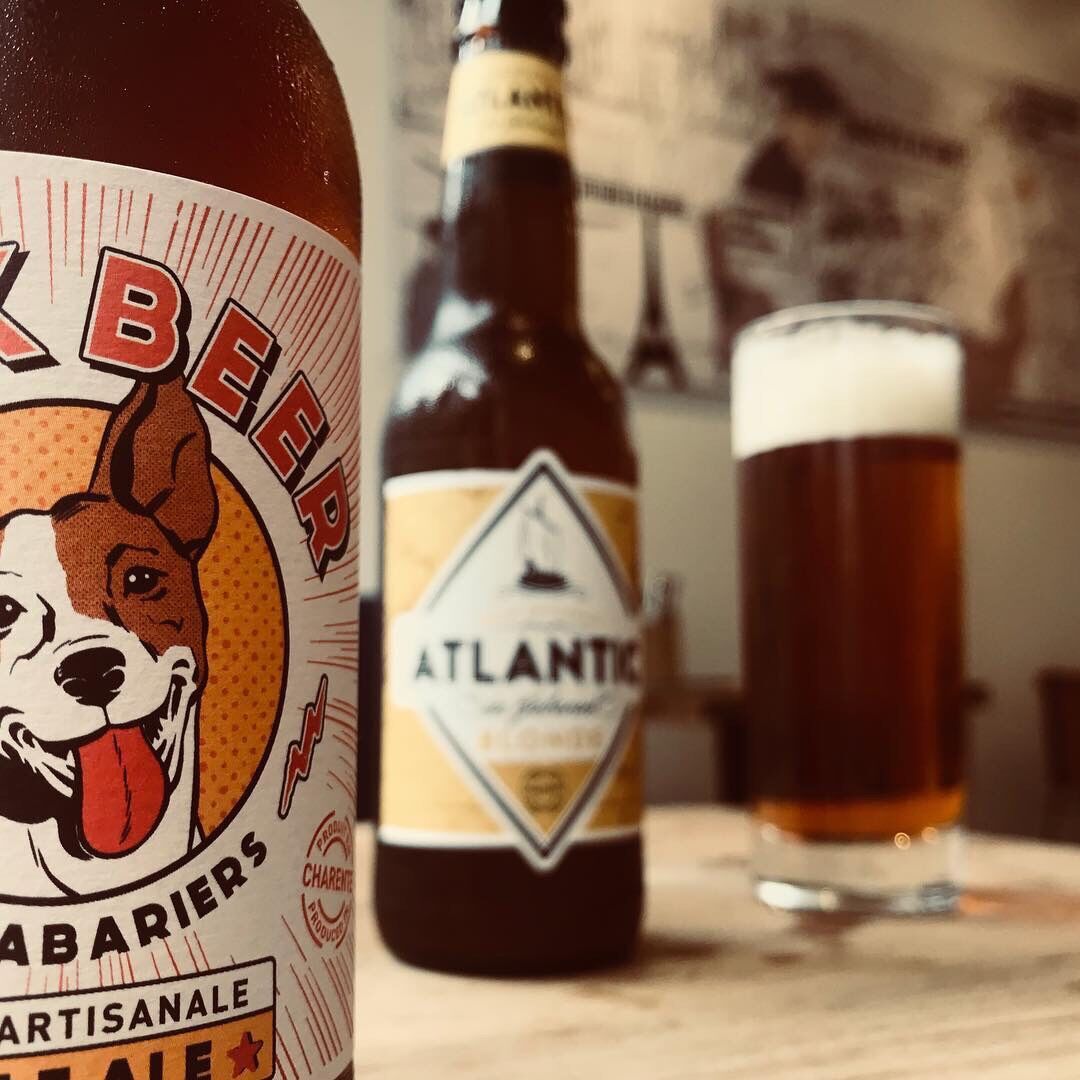 Dégustez nos hot-dog avec l'une de nos bières artisanales