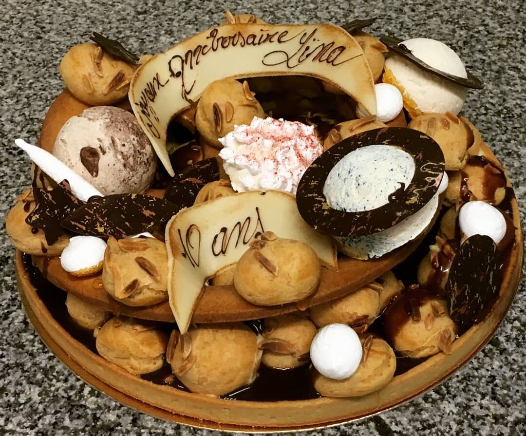 Profiteroles revisitées façon galaxie