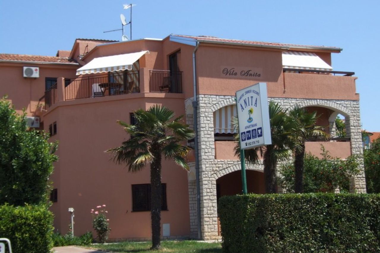 Looking for a villa after good meal?
