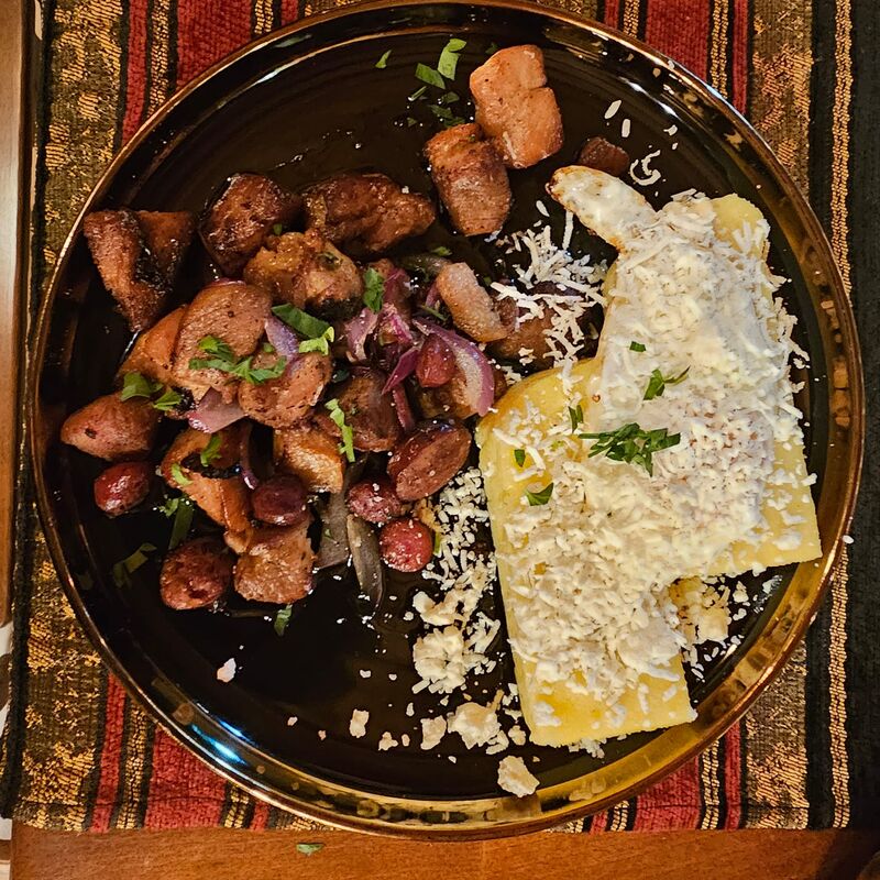 Tochitură de carne la garniță 🥘✨