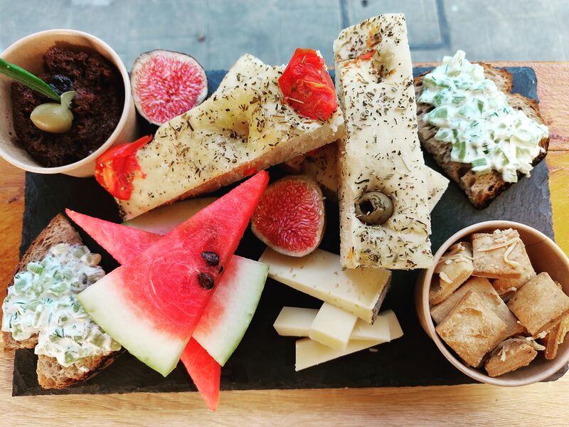 Planche de tapas estivale
