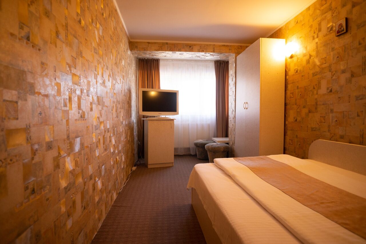 Camera de o persoana