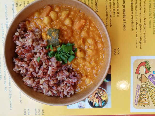 Curry de pois Chiches & patate douce (ici en format 