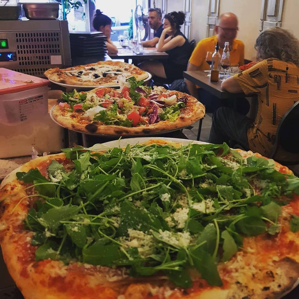 La Piazza Pizzéria Liège Italienne cuisine près de moi Réserver