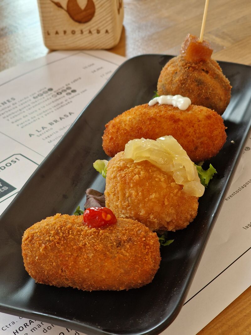 SURTIDO DE CROQUETAS CASERAS