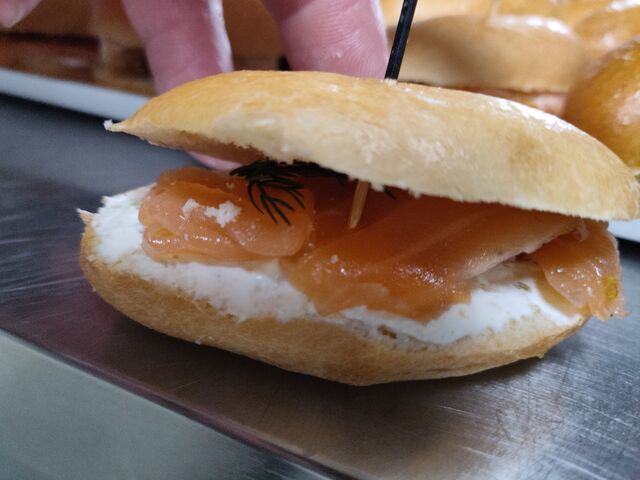 Navettes saumon gravlax 