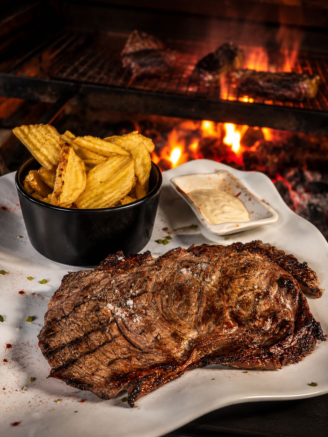 Entrecôte grillée au feu de bois