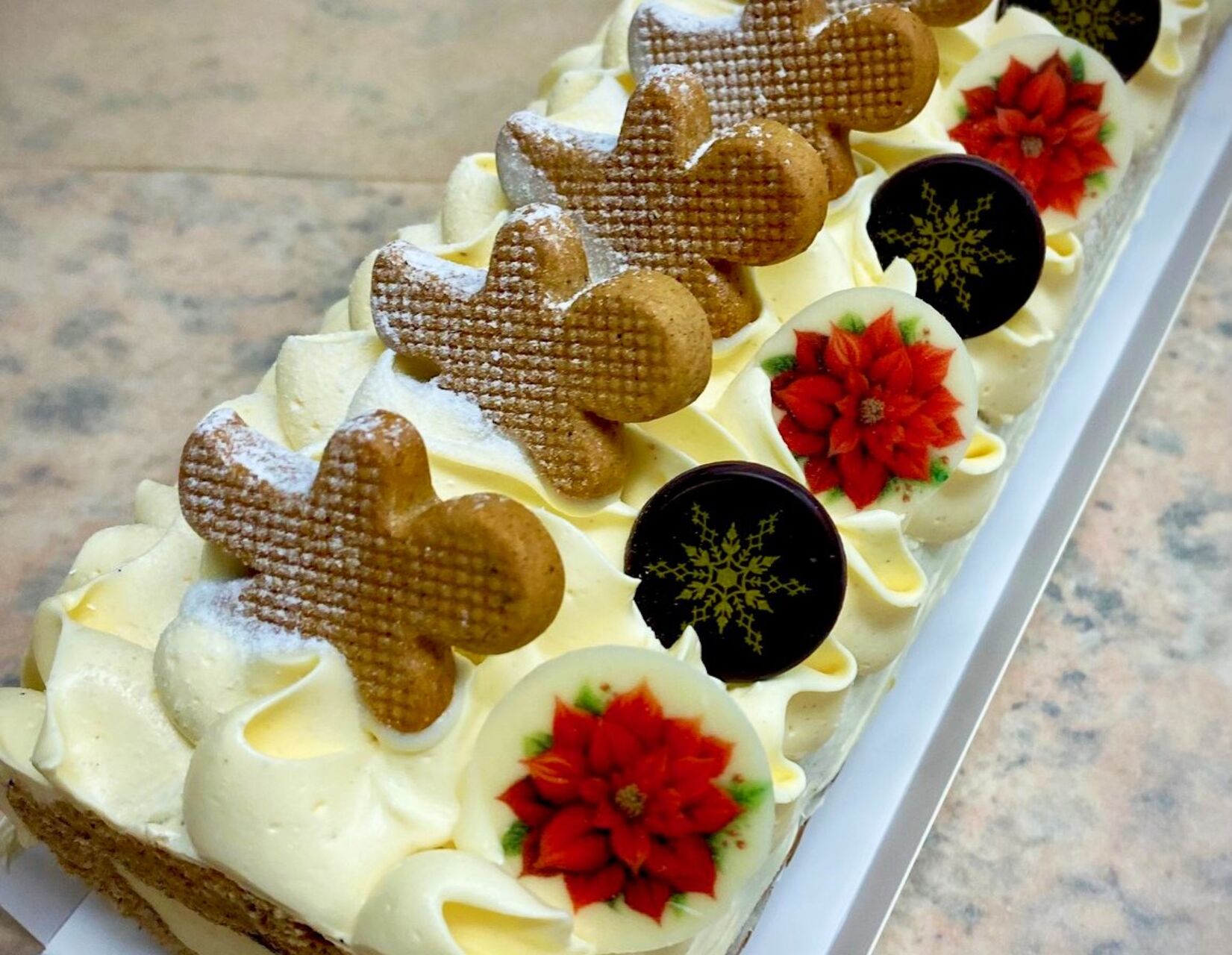 Vánoční perníčková roláda