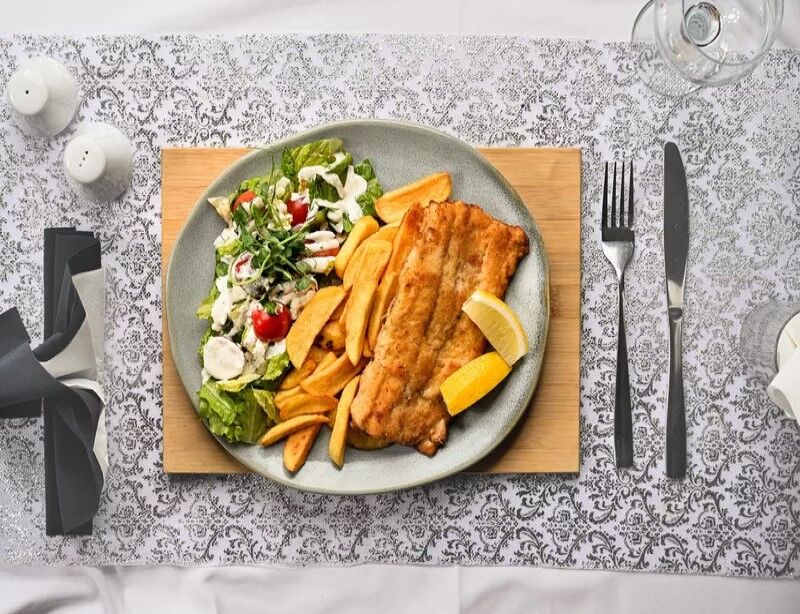 Mintaj w panierce puree z koperkiem, bukiet warzyw z pary Alergeny (1,3,4,6,7) 38 zł