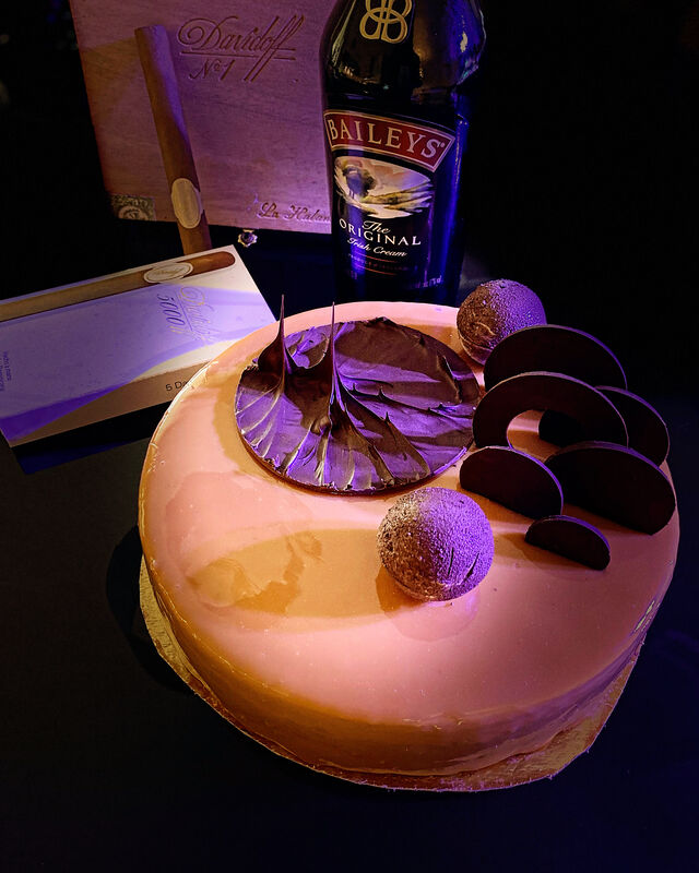 Entremet chocolat crémeux baileys & caramel beurre salé 