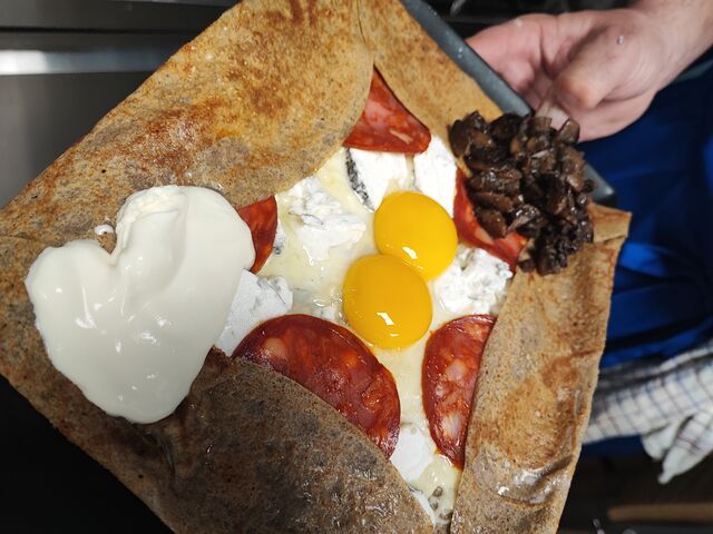 Sur demande d'un client. Et oui chez nous si on peut, on fait! 