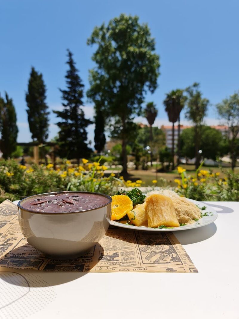 Feijoada na esplanada