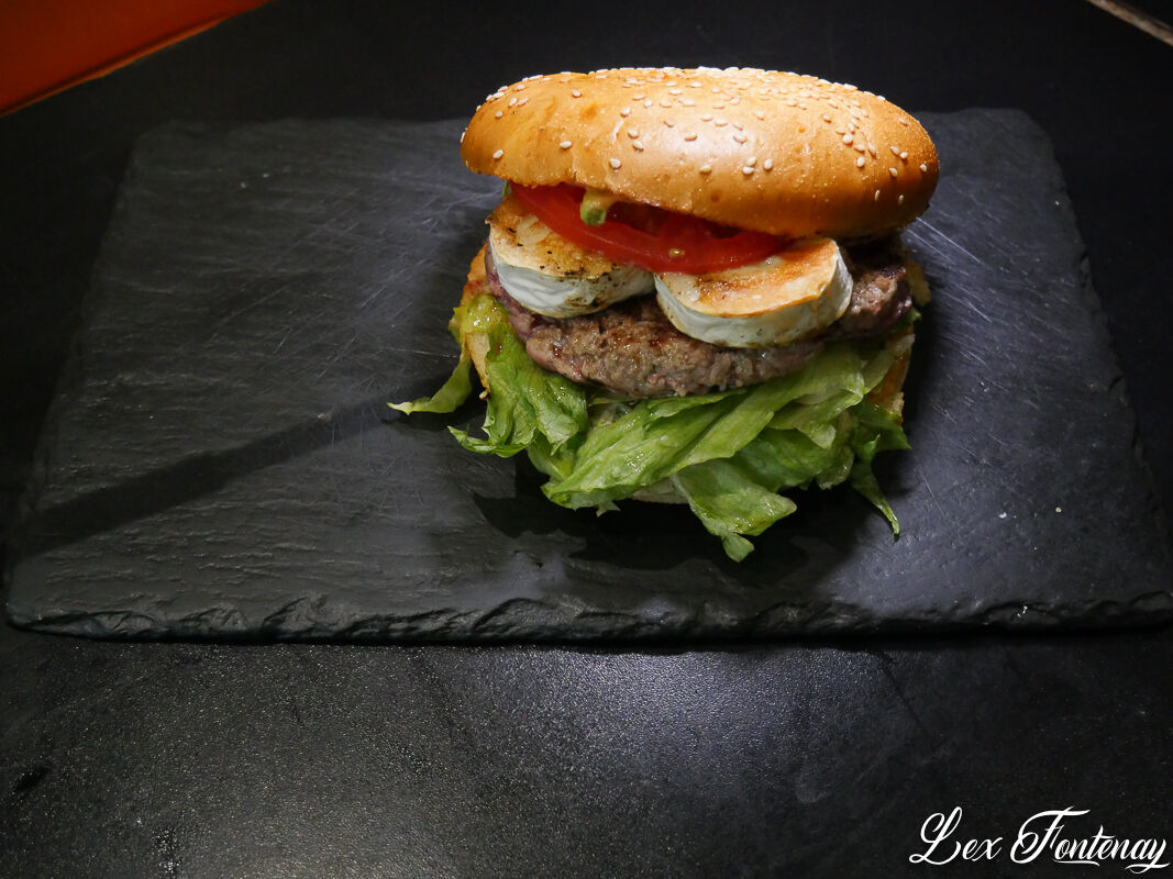 Tu aimes le sucré-salé ? Goûte notre chèvre miel