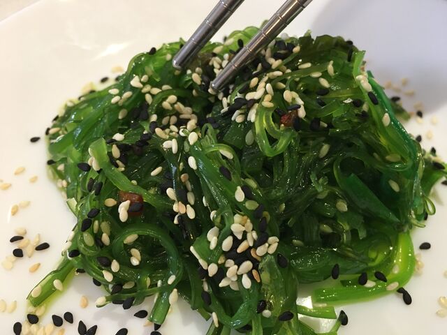 Salade d'algue wakamé