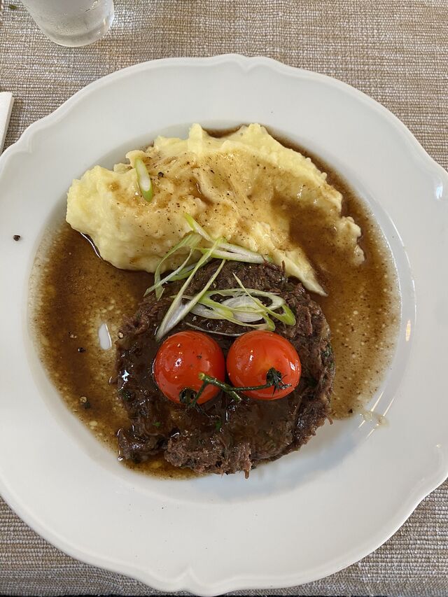 Daube de joue de bœuf , polenta 