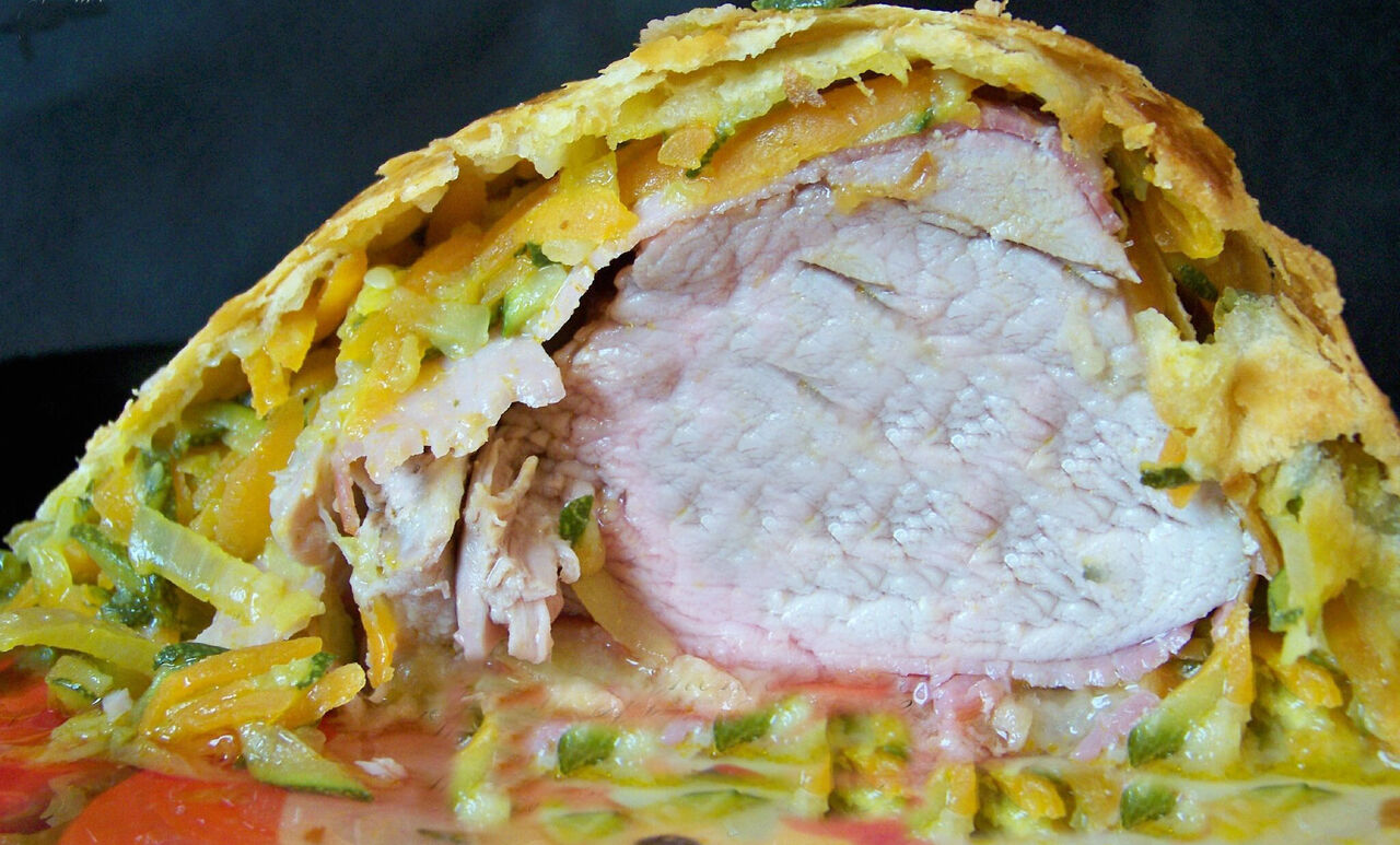 FILET MIGNON EN CROUTE SUR LIT DE PETITS LEGUMES