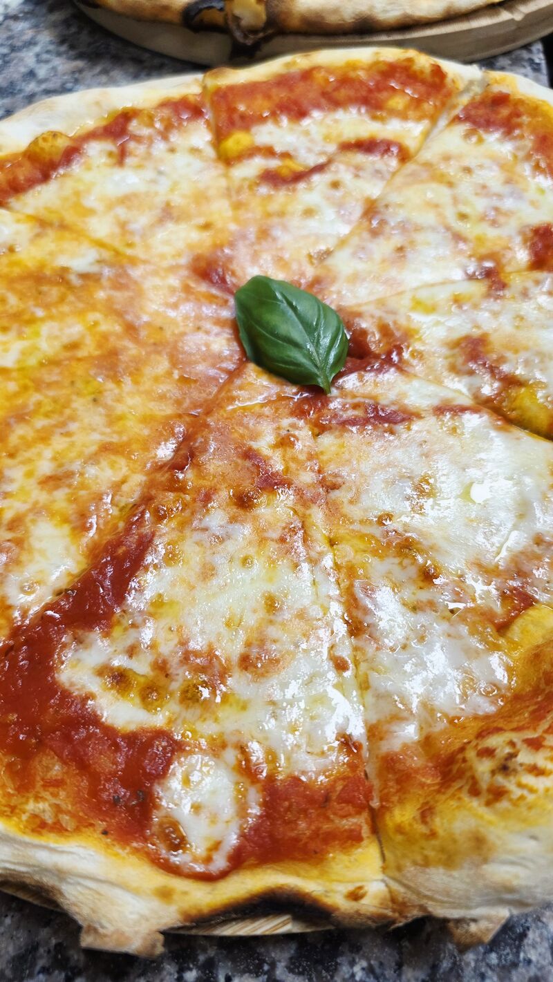 Pizza Margherita 