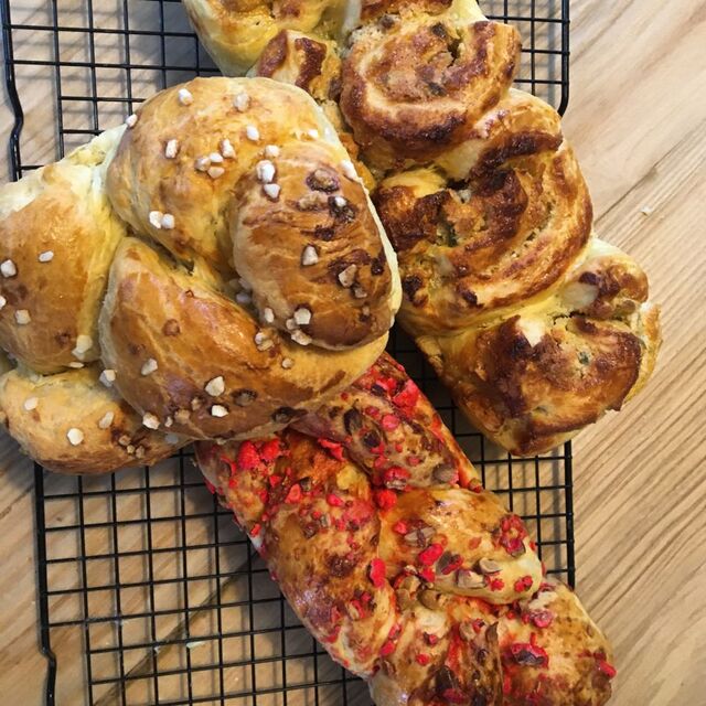Brioche aux pralines roses 24€/KG
Brioche Babka 24€/KG