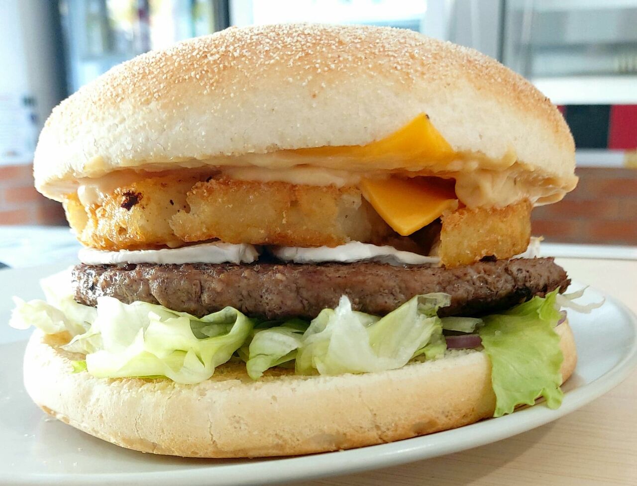 Méga Bun's (frites et boisson): 10€
Suppléments: +0.50€