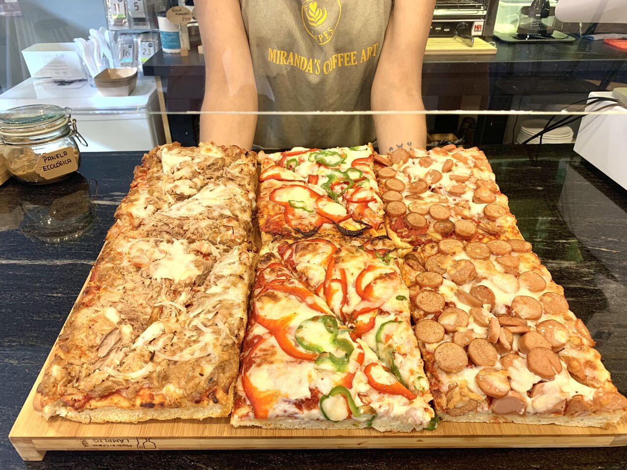 Pizzas
Atún
Vegetal
Salchichas