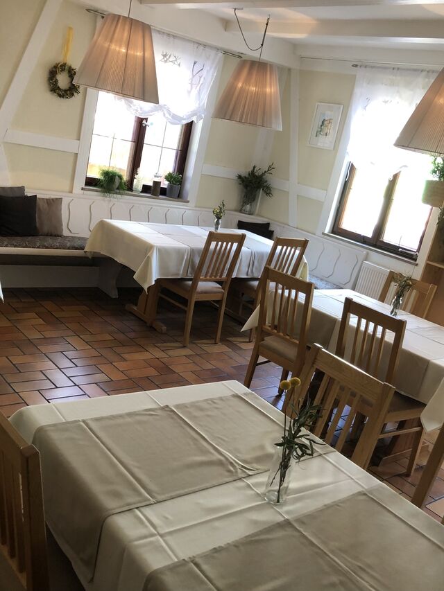 Restaurant im Erdgeschoss 