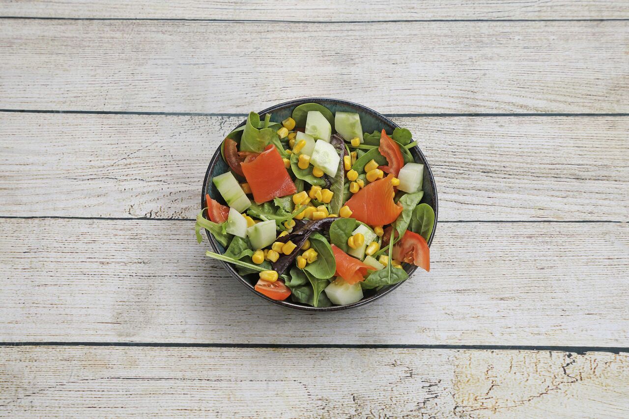 Petite Salade au Saumon fumée