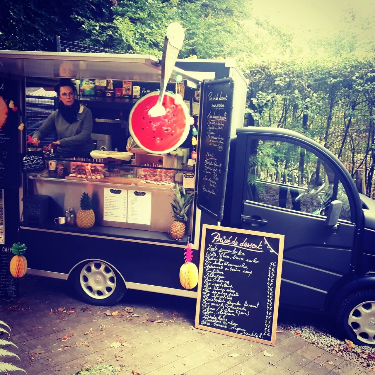 Foodtruck gourmand dans une discothèque