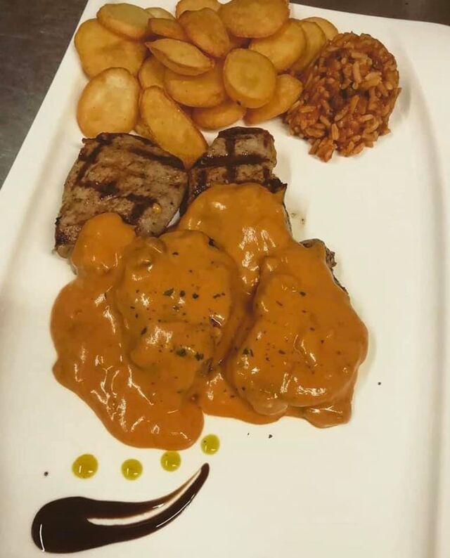 #steak#selfmademetaxasauce#potatoes#rice