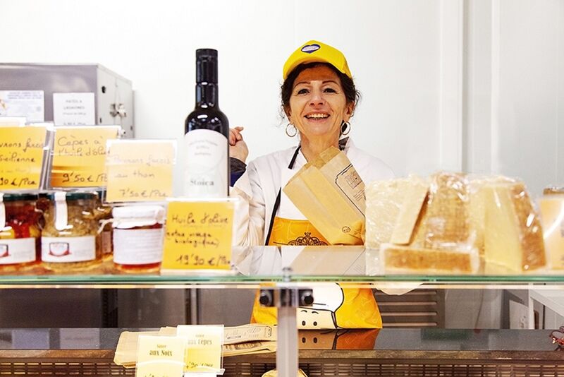 Patti sur son étal...