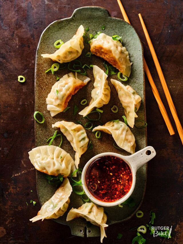 Steamed Chicken / Frango Gyoza