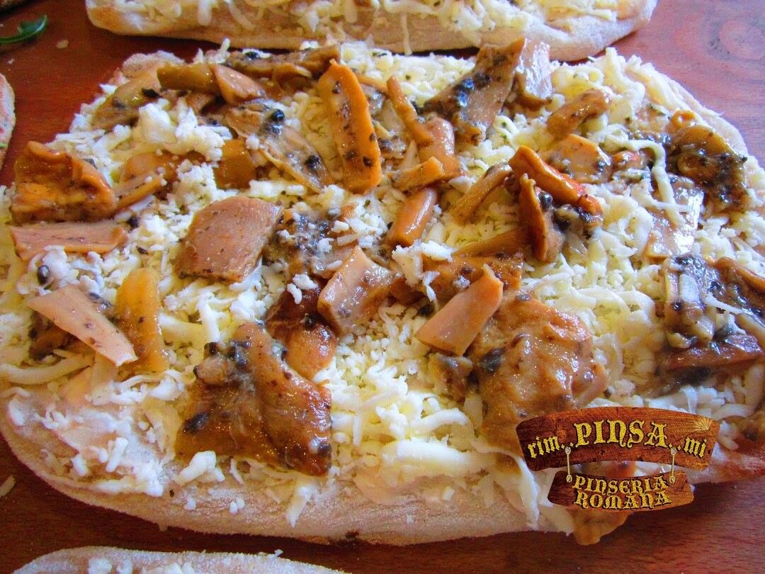 Qyattro formaggi porcini e tartufo