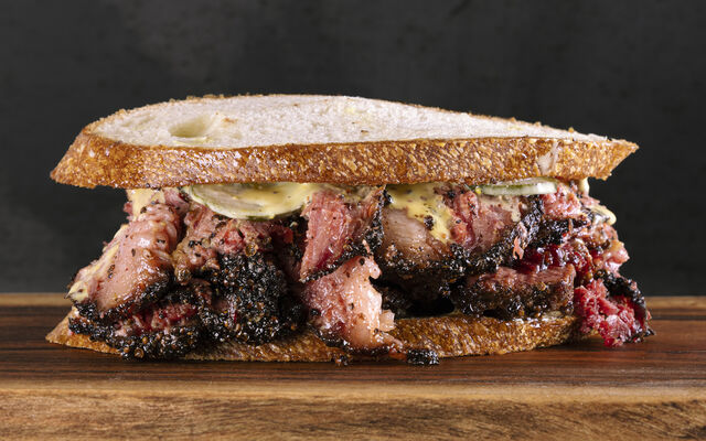 Joe's patzesco pastrami 